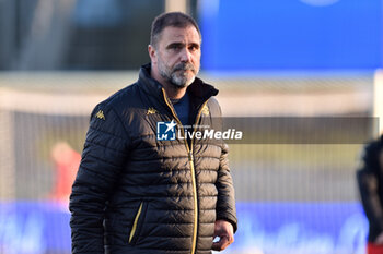 2024-01-27 - Head coach of Spezia Luca D'Angelo - PISA SC VS SPEZIA CALCIO - ITALIAN SERIE B - SOCCER