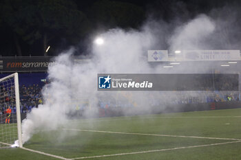 2024-02-03 - A smoke interrupts the match during the Serie BKT match between Lecco and Cremonese at Stadio Mario Rigamonti-Mario Ceppi on February 3, 2024 in Lecco, Italy.
(Photo by Matteo Bonacina/LiveMedia) - LECCO 1912 VS US CREMONESE - ITALIAN SERIE B - SOCCER
