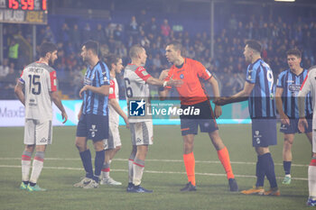 2024-02-03 - Luca Zufferli of Udine, referee, and Valentin Antov (Cremonese) during the Serie BKT match between Lecco and Cremonese at Stadio Mario Rigamonti-Mario Ceppi on February 3, 2024 in Lecco, Italy.
(Photo by Matteo Bonacina/LiveMedia) - LECCO 1912 VS US CREMONESE - ITALIAN SERIE B - SOCCER