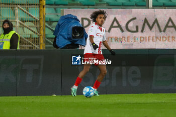 2024-02-02 - Mehdi Dorval (S.S.C. Bari) during the Italian Serie BKT match between Palermo F.C. vs S.S.C. Bari on 1st February 2024 at the Renzo Barbera stadium in Palermo, Italy - PALERMO FC VS SSC BARI - ITALIAN SERIE B - SOCCER