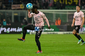 2024-02-02 - Claudio Gomes (Palermo F.C.) during the Italian Serie BKT match between Palermo F.C. vs S.S.C. Bari on 1st February 2024 at the Renzo Barbera stadium in Palermo, Italy - PALERMO FC VS SSC BARI - ITALIAN SERIE B - SOCCER
