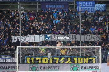 2024-03-10 - Fans of Lecco with a banner for mister Luciano Foschi during the Serie BKT match between Lecco and Palermo at Stadio Mario Rigamonti-Mario Ceppi on March 10, 2024 in Lecco, Italy.
(Photo by Matteo Bonacina/LiveMedia) - LECCO 1912 VS PALERMO FC - ITALIAN SERIE B - SOCCER