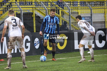 2024-03-10 - Mats Lemmens (Lecco), Kristoffer Lund (Palermo) and Federico Di Francesco (Palermo) during the Serie BKT match between Lecco and Palermo at Stadio Mario Rigamonti-Mario Ceppi on March 10, 2024 in Lecco, Italy.
(Photo by Matteo Bonacina/LiveMedia) - LECCO 1912 VS PALERMO FC - ITALIAN SERIE B - SOCCER