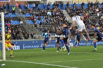2024-03-09 - Gregorio Luperini (Ternana) opportunity. The ball will hit the crossbar. - PISA SC VS TERNANA CALCIO - ITALIAN SERIE B - SOCCER