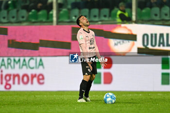 2024-03-15 - Federico Di Francesco (Palermo F.C.) complains against referee during the Italian Serie BKT match between Palermo F.C. vs. Venezia F.C. on 15th of March 2024 at the Renzo Barbera stadium in Palermo, Italy - PALERMO FC VS VENEZIA FC - ITALIAN SERIE B - SOCCER