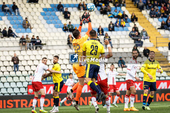 2024-04-01 - Oliveira Fraga Costa Brenno (Bari) - MODENA FC VS SSC BARI - ITALIAN SERIE B - SOCCER