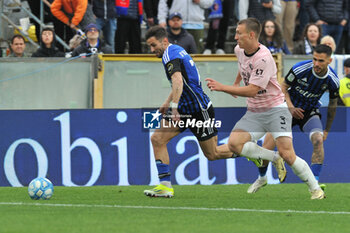 2024-04-01 - Marco D'Alessandro (Pisa) Kristoffer Lund Hansen (Palermo) - PISA SC VS PALERMO FC - ITALIAN SERIE B - SOCCER