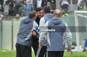 2024-04-01 - Head coach of Pisa Alberto Aquilani celebrates at the end of the match - PISA SC VS PALERMO FC - ITALIAN SERIE B - SOCCER