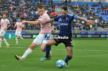 2024-04-01 - Kristoffer Lund Hansen (Palermo) Antonio Caracciolo (Pisa) - PISA SC VS PALERMO FC - ITALIAN SERIE B - SOCCER