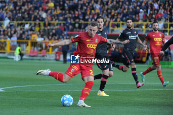 2024-04-20 - yari VANDEPUTTE
Catanzaro vs Cremonese stadio Nicola ceravolo 20 aprile 2024 Serie BKT - US CATANZARO VS US CREMONESE - ITALIAN SERIE B - SOCCER