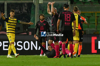 2024-04-19 - Injury of Francesco Di Mariano (Palermo F.C.) during the Italian Serie BKT match between Palermo F.C. vs Parma Calcio 1913 on 19th April 2024 at the Renzo Barbera stadium in Palermo, Italy - PALERMO FC VS PARMA CALCIO - ITALIAN SERIE B - SOCCER