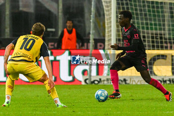 2024-04-19 - Claudio Gomes (Palermo F.C.) in action against Adrian Bernabe (Parma Calcio) during the Italian Serie BKT match between Palermo F.C. vs Parma Calcio 1913 on 19th April 2024 at the Renzo Barbera stadium in Palermo, Italy - PALERMO FC VS PARMA CALCIO - ITALIAN SERIE B - SOCCER