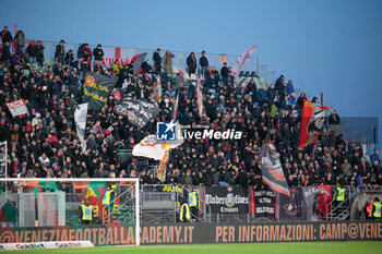 2024-04-26 - Cremonese supporters - VENEZIA FC VS US CREMONESE - ITALIAN SERIE B - SOCCER