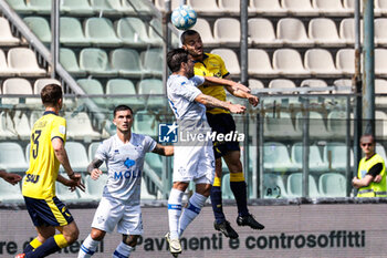 2024-05-04 - Matteo Cotali (Modena) and Simone Verdi (Como) - MODENA FC VS COMO 1907 - ITALIAN SERIE B - SOCCER