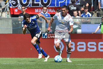 2024-05-04 - Salvatore Molina (Sudtirol) thwarted by Tommaso Barbieri (Pisa) - PISA SC VS FC SüDTIROL - ITALIAN SERIE B - SOCCER