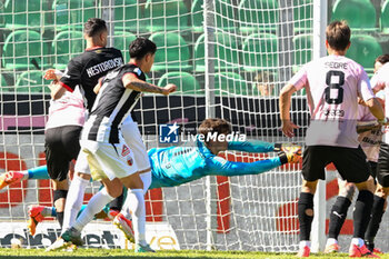 2024-05-05 - Sebastiano Desplanches (Palermo F.C.) saves the ball during the Italian Serie BKT match between Palermo F.C. vs Ascoli Calcio 1898 F.C. on 5th May 2024 at the Renzo Barbera stadium in Palermo, Italy - PALERMO VS ASCOLI - ITALIAN SERIE B - SOCCER