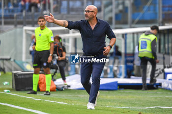 2024-09-28 - Head Coach Nicola Antonio Calabro (Carrarese) - CARRARESE CALCIO VS AC REGGIANA - ITALIAN SERIE B - SOCCER