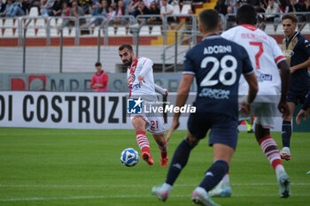 2024-10-06 - Simone Trimboli of Mantova 1911 during the Italian Serie B soccer championship football match between Mantova Calcio 1911 and Brescia Calcio FC at Danilo Martelli Stadium on October 6, 2024, Mantua, Italy. - MANTOVA 1911 VS BRESCIA CALCIO - ITALIAN SERIE B - SOCCER