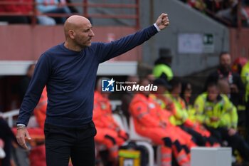 2024-10-06 - Davide Possanzini Head Coach of Mantova 1911 during the Italian Serie B soccer championship football match between Mantova Calcio 1911 and Brescia Calcio FC at Danilo Martelli Stadium on October 6, 2024, Mantua, Italy. - MANTOVA 1911 VS BRESCIA CALCIO - ITALIAN SERIE B - SOCCER