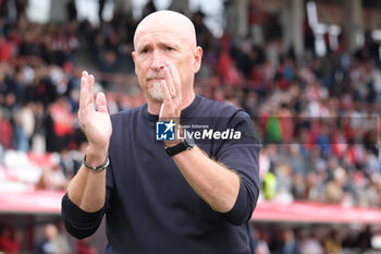 2024-10-06 - Rolando Maran Head Coach of Brescia Calcio FC greeting the supporters during the Italian Serie B soccer championship football match between Mantova Calcio 1911 and Brescia Calcio FC at Danilo Martelli Stadium on October 6, 2024, Mantua, Italy. - MANTOVA 1911 VS BRESCIA CALCIO - ITALIAN SERIE B - SOCCER