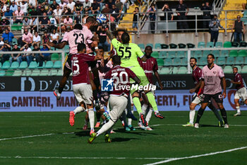 2024-10-06 - Jeremy Le Douaron (Palermo F.C.) overhead kick in action against Luigi Sepe (Salernitana) during the Italian Serie BKT match between Palermo F.C. vs Salernitana 6th October 2024 at the Renzo Barbera stadium in Palermo, Italy - PALERMO FC VS US SALERNITANA - ITALIAN SERIE B - SOCCER