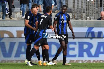 2024-10-05 - Players of Pisa celebrate - AC PISA VS CESENA FC - ITALIAN SERIE B - SOCCER