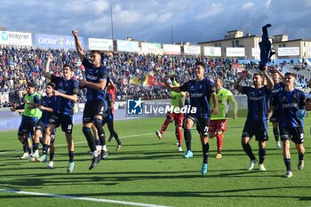 2024-10-05 - Players of Pisa celebrate - AC PISA VS CESENA FC - ITALIAN SERIE B - SOCCER