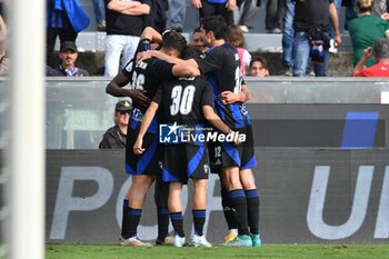 2024-10-05 - Players of Pisa celebrate - AC PISA VS CESENA FC - ITALIAN SERIE B - SOCCER