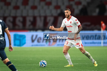 2024-10-18 - Francesco Vicari of SSC Bari during Italian Serie B SSC Bari vs US Catanzaro - SSC BARI VS US CATANZARO - ITALIAN SERIE B - SOCCER