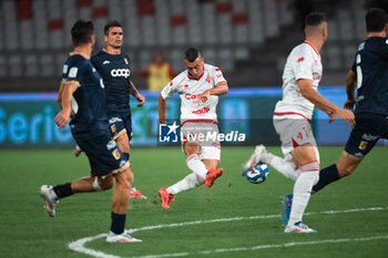 2024-10-18 - Cesar Falletti of SSC Bari during Italian Serie B SSC Bari vs US Catanzaro - SSC BARI VS US CATANZARO - ITALIAN SERIE B - SOCCER