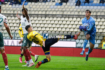 2024-10-19 - Fabio Abiuso (Modena) And Sebastiano Desplanches (Palermo) - MODENA FC VS PALERMO FC - ITALIAN SERIE B - SOCCER