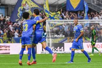 2024-10-26 - Leonardo Cerri (Carrarese) celebrates with teammates after scoring the 2-0 goal - CARRARESE CALCIO VS AS CITTADELLA - ITALIAN SERIE B - SOCCER