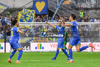 2024-10-26 - Leonardo Cerri (Carrarese) celebrates with teammates after scoring the 2-0 goal - CARRARESE CALCIO VS AS CITTADELLA - ITALIAN SERIE B - SOCCER