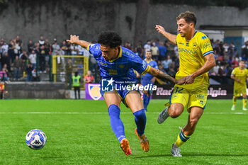 2024-10-26 - Devid Eugene Bouah (Carrarese) against Edoardo Masciangelo (Cittadella) - CARRARESE CALCIO VS AS CITTADELLA - ITALIAN SERIE B - SOCCER