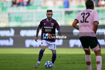 2024-10-26 - Francesco Di Mariano (Palermo F.C.) during the Italian Serie BKT match between Palermo F.C. vs A.C. Reggiana 1919 on 26th October 2024 at the Renzo Barbera stadium in Palermo, Italy - PALERMO FC VS AC REGGIANA - ITALIAN SERIE B - SOCCER