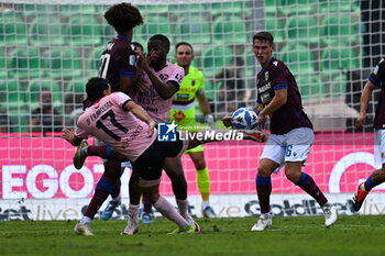 2024-10-26 - Federico Di Francesco (Palermo F.C.) during the Italian Serie BKT match between Palermo F.C. vs A.C. Reggiana 1919 on 26th October 2024 at the Renzo Barbera stadium in Palermo, Italy - PALERMO FC VS AC REGGIANA - ITALIAN SERIE B - SOCCER