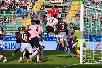 2024-10-26 - Salim Diakite (Palermo F.C.) overhead kick the ball during the Italian Serie BKT match between Palermo F.C. vs A.C. Reggiana 1919 on 26th October 2024 at the Renzo Barbera stadium in Palermo, Italy - PALERMO FC VS AC REGGIANA - ITALIAN SERIE B - SOCCER