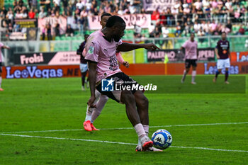 2024-10-26 - Salim Diakite (Palermo F.C.) during the Italian Serie BKT match between Palermo F.C. vs A.C. Reggiana 1919 on 26th October 2024 at the Renzo Barbera stadium in Palermo, Italy - PALERMO FC VS AC REGGIANA - ITALIAN SERIE B - SOCCER