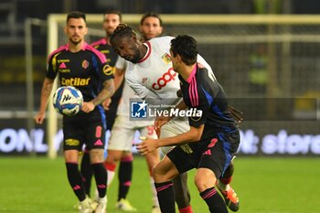 2024-10-30 - Andrea Dini (Catanzaro) thwarted by Samuele Angori (Pisa) - AC PISA VS US CATANZARO - ITALIAN SERIE B - SOCCER