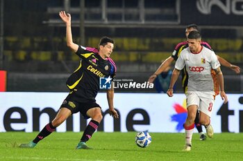 2024-10-30 - Stefano Moreo (Pisa) thwarted by Ilias Koutsoupias (Catanzaro) - AC PISA VS US CATANZARO - ITALIAN SERIE B - SOCCER