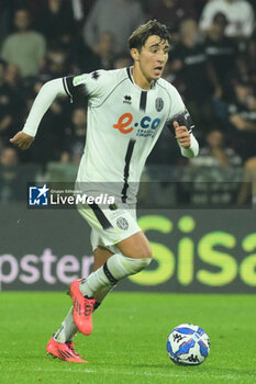 2024-10-29 - Leonardo Mendicino of Cesena FC in action during the Soccer BKT between US Salernitana 1919 vs Cesena FC at Arechi Stadium - US SALERNITANA VS CESENA FC - ITALIAN SERIE B - SOCCER