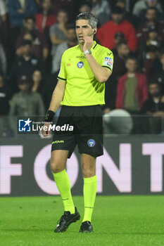 2024-10-29 - Gabriele Scatena the referee during the Soccer BKT between US Salernitana 1919 vs Cesena FC at Arechi Stadium - US SALERNITANA VS CESENA FC - ITALIAN SERIE B - SOCCER