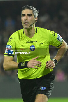 2024-10-29 - Gabriele Scatena the referee during the Soccer BKT between US Salernitana 1919 vs Cesena FC at Arechi Stadium - US SALERNITANA VS CESENA FC - ITALIAN SERIE B - SOCCER