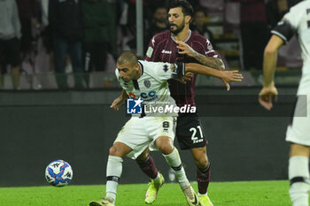 2024-10-29 - Saber Hraiech of Cesena FC competes for the ball with Roberto Soriano of US Salernitana 1933 during the Soccer BKT between US Salernitana 1919 vs Cesena FC at Arechi Stadium - US SALERNITANA VS CESENA FC - ITALIAN SERIE B - SOCCER