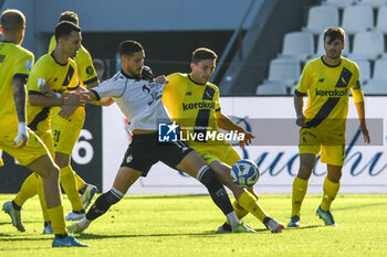 02/11/2024 - Diego Falcinelli (Spezia) against Giuseppe Caso (Modena) - SPEZIA CALCIO VS MODENA FC - SERIE B - CALCIO