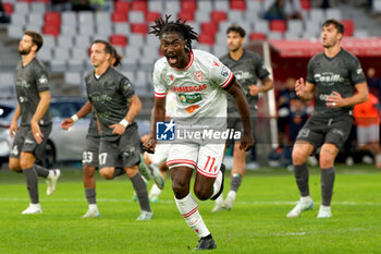 02/11/2024 - Cedric Gondo of AC Reggiana celebrates after scoring a goal - SSC BARI VS AC REGGIANA - SERIE B - CALCIO