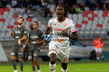 02/11/2024 - Cedric Gondo of AC Reggiana celebrates after scoring a goal - SSC BARI VS AC REGGIANA - SERIE B - CALCIO