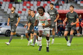 02/11/2024 - Cedric Gondo of AC Reggiana celebrates after scoring a goal - SSC BARI VS AC REGGIANA - SERIE B - CALCIO