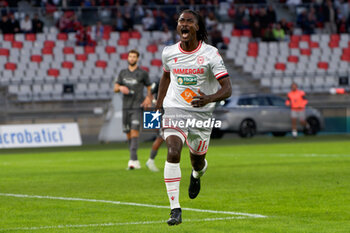 02/11/2024 - Cedric Gondo of AC Reggiana celebrates after scoring a goal - SSC BARI VS AC REGGIANA - SERIE B - CALCIO