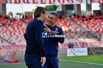 02/11/2024 - coach Moreno Longo of SSC Bari and coach William Viali of AC Reggiana - SSC BARI VS AC REGGIANA - SERIE B - CALCIO